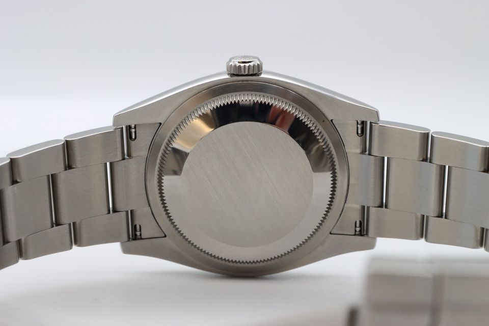 Rolex Oyster Perpetual 126000 Image 3